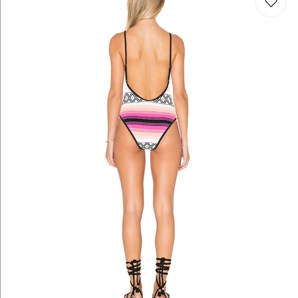 NWT Lovers + Friends One Piece Large - Picture 3 of 6